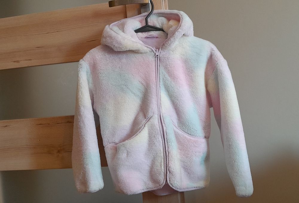 Futerko kurtka  kolorowe rozmiar 134