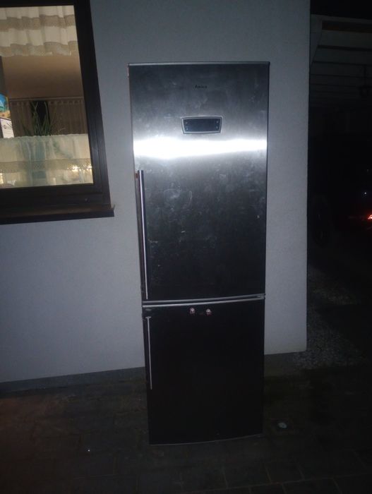 Lodówka Amica  uszkodzona za darmo