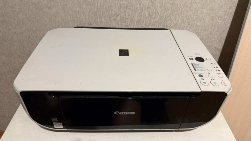 Принтер canon.