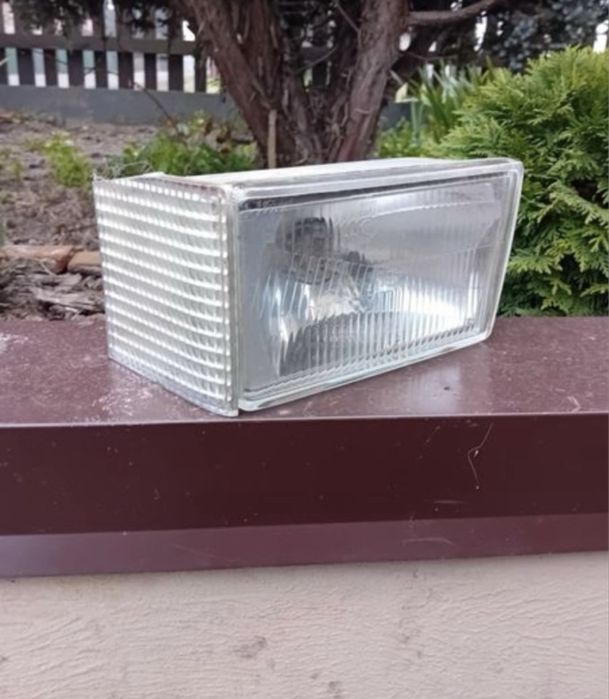 Sprzedam lampe Case 4230