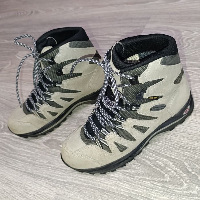 Трекінгові черевики Lowa Khumbu GTX Mid