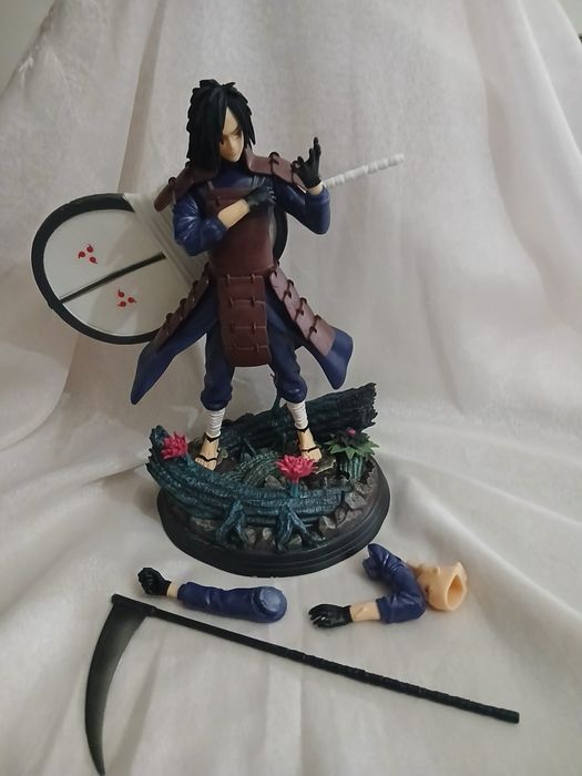 Figura Madara Uchiha Naruto + Acessórios (Detalhada)