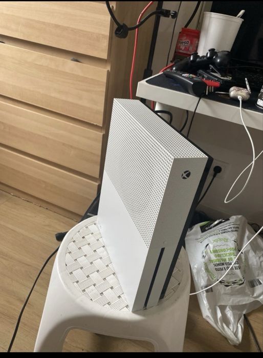 Xbox one S com defeito no HD