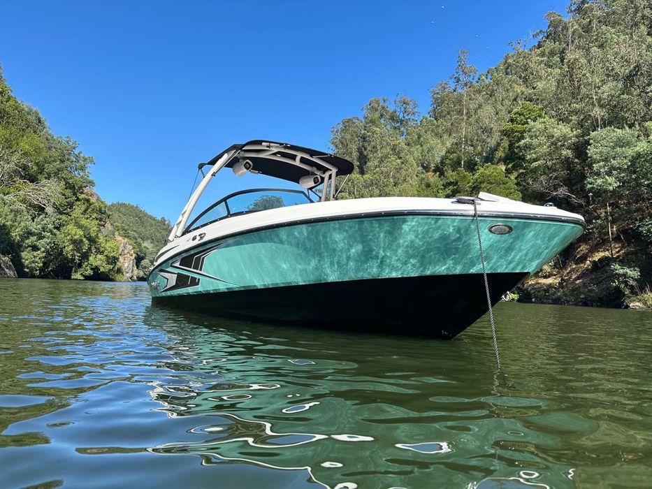 Monterey M225 2021