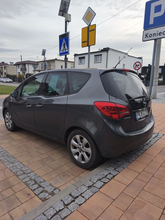 Sprzedam Opla Merivę 1.3 diesel