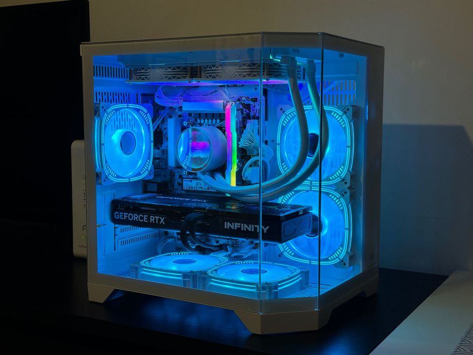 ゲーミングPC/14600KF RTX5070 32GB 新品NVMe 1TB KOMPUTER GAMER i5-14600KF RTX5070 GDDR7 DLSS4 32GB DDR5 1TB