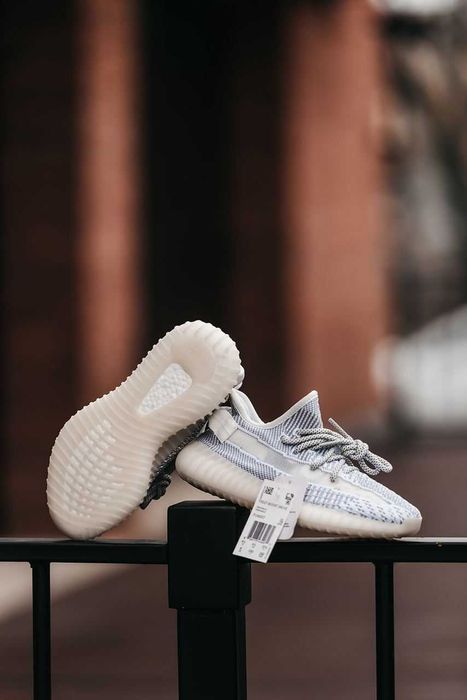 Кросівки Adidas Yeezy Boost 350 V2 Reflective Laces Premium White