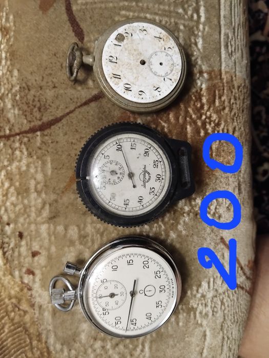 Часы наручные  продам