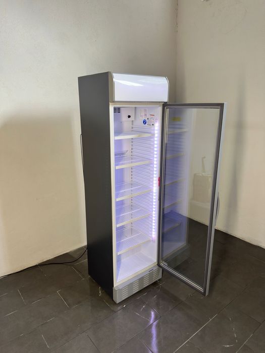 Chlodziarka witryna do napoi i nabialu 60 cm Frigoglass