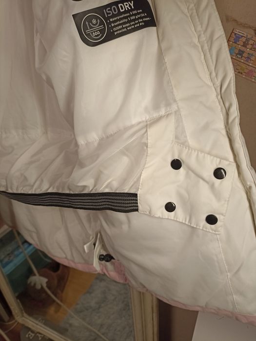 Зимова куртка 152-158 стан нової
