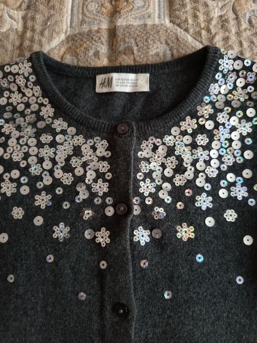 Красивая кофта H&M  6- 8 лет