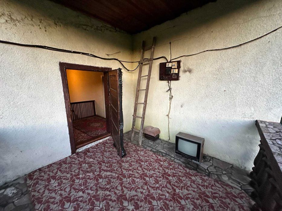 Продається будинок в с. Нересниця