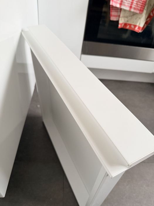 Szuflada pod piekarnik niska 60x55 biała ikea