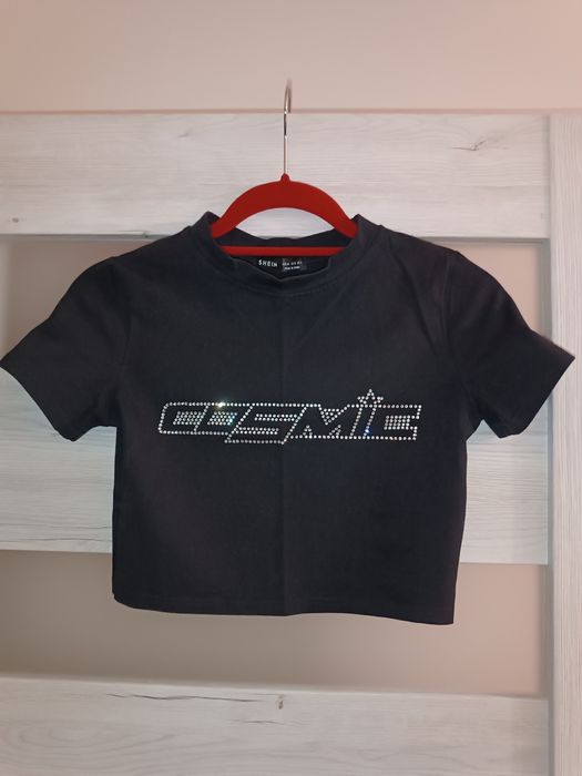 Crop top Cosmic Shein
