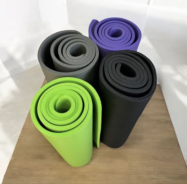 Килимок для фітнесу та йоги 1 см EasyFit NBR 10 мм коврик, каремат