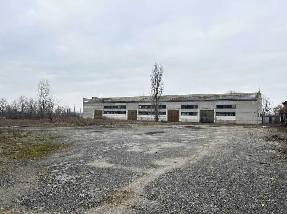 Продаж виробничого комплекса: 3450 м2 та 4,3 га, Баришівка