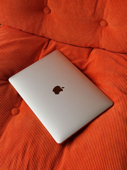 MacBook Pro M1 13 cali / 512 SSD / 16 GB