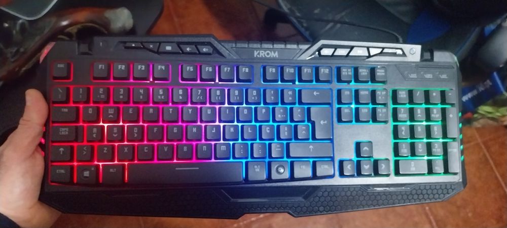 KROM Gaming Keyboard64284591039233122