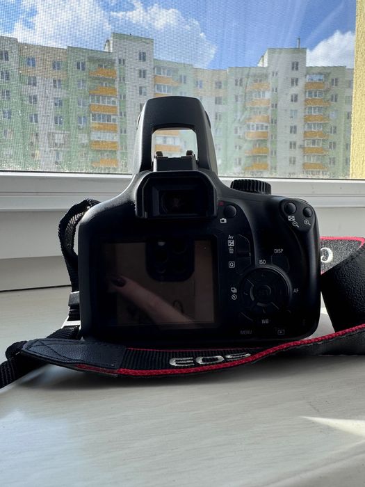Canon EOS 4000D Kit (18-55mm)