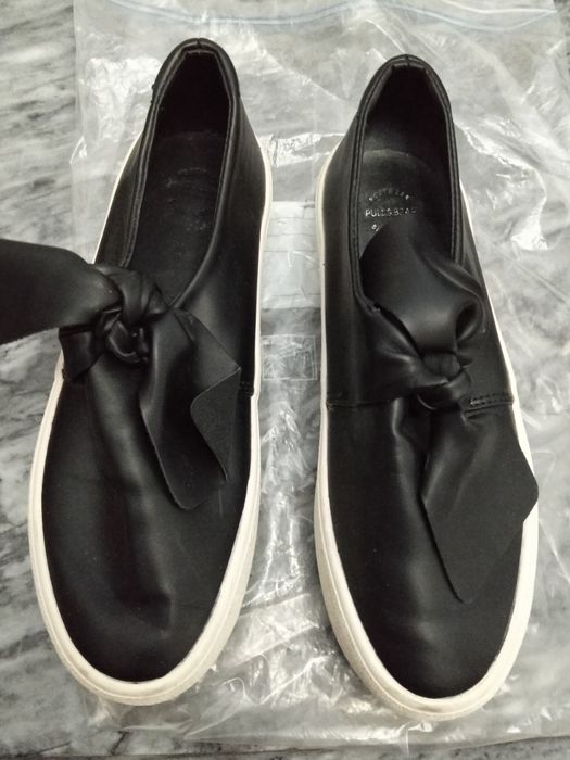 Sapatos de inverno com laço