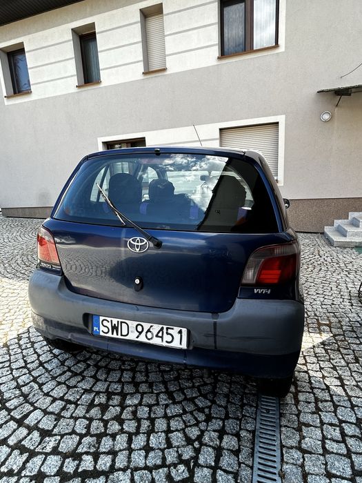 Toyota yaris salon polska zdrowa blacha