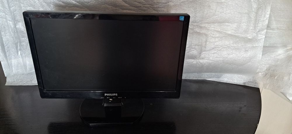 Монітор PHILIPS 192E1