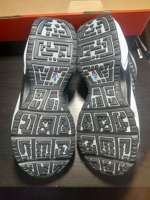 Tenis NIKE air  max sndr