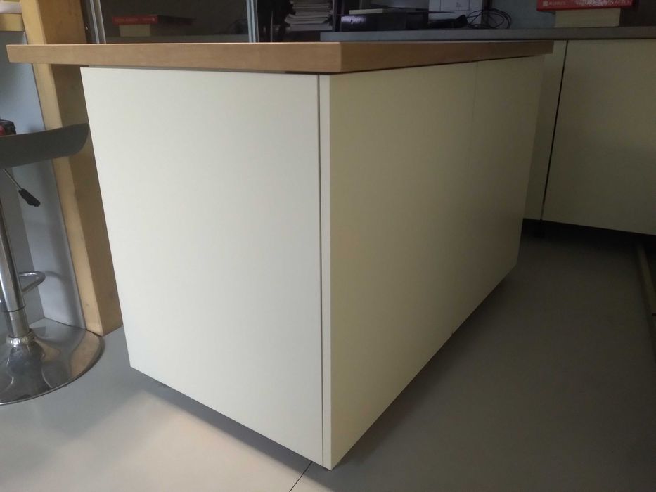 Wyspa kuchenna na kółkach