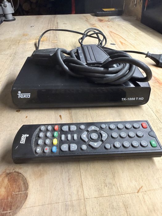 Receptor / Box TDT HD Teka TK-1000 T HD + Comando + Cabos