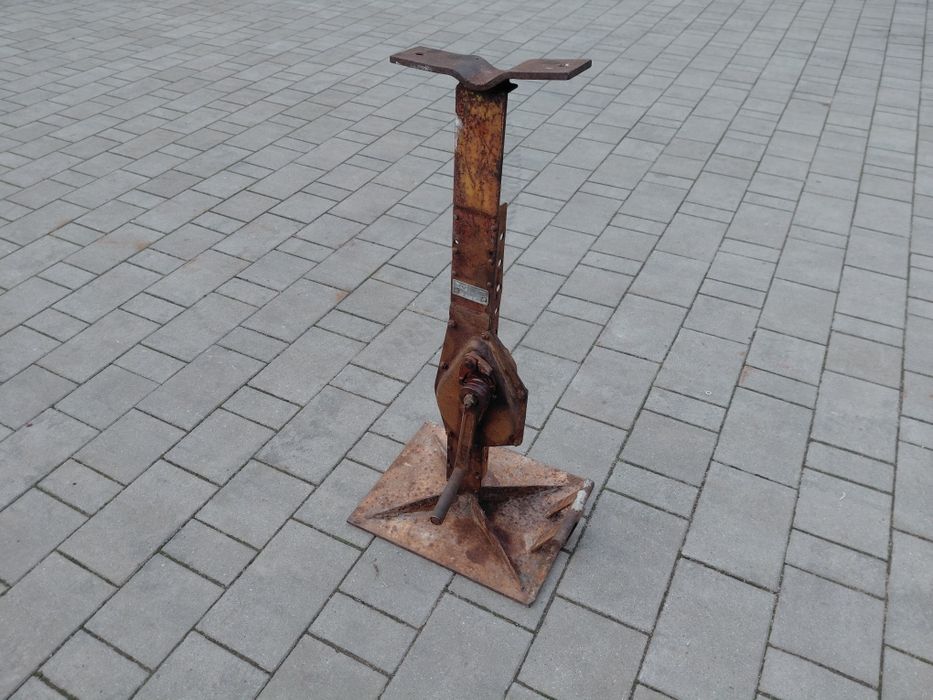 Lewar  podnośnik  warsztatowy