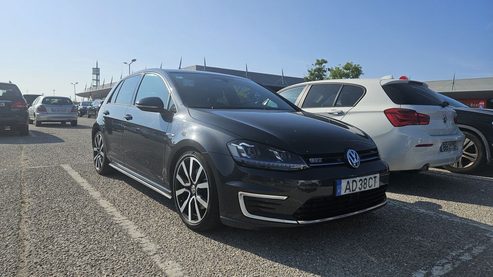 Volkswagen Golf GTE 1.4 Hibrido plug in aceito troca por Mini, fiat500