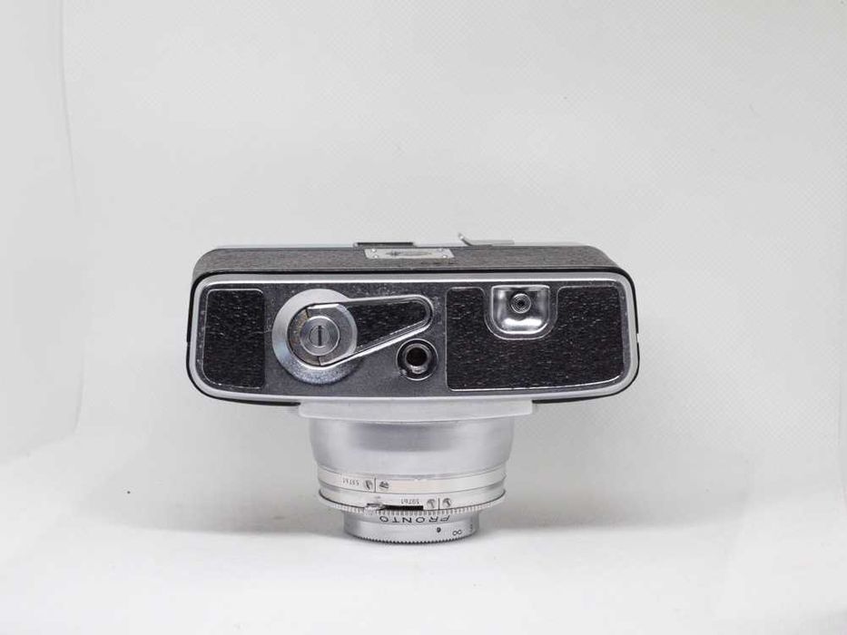 Máquina fotográfica analógica 35 mm rangefinder Zeiss Ikon Contessa