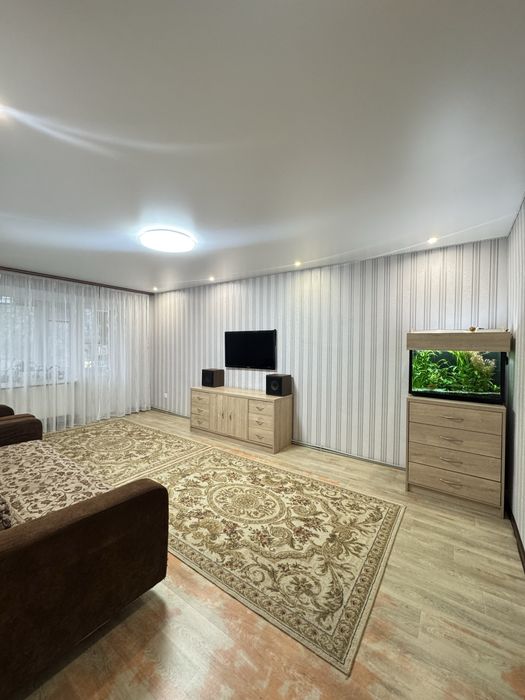 Продам 3-х кімнатну квартиру