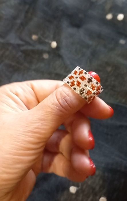 Каблучка з японського бісеру