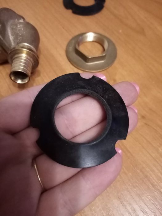 Kolanko ścienne do płyt drewnopochodnych- karton gips