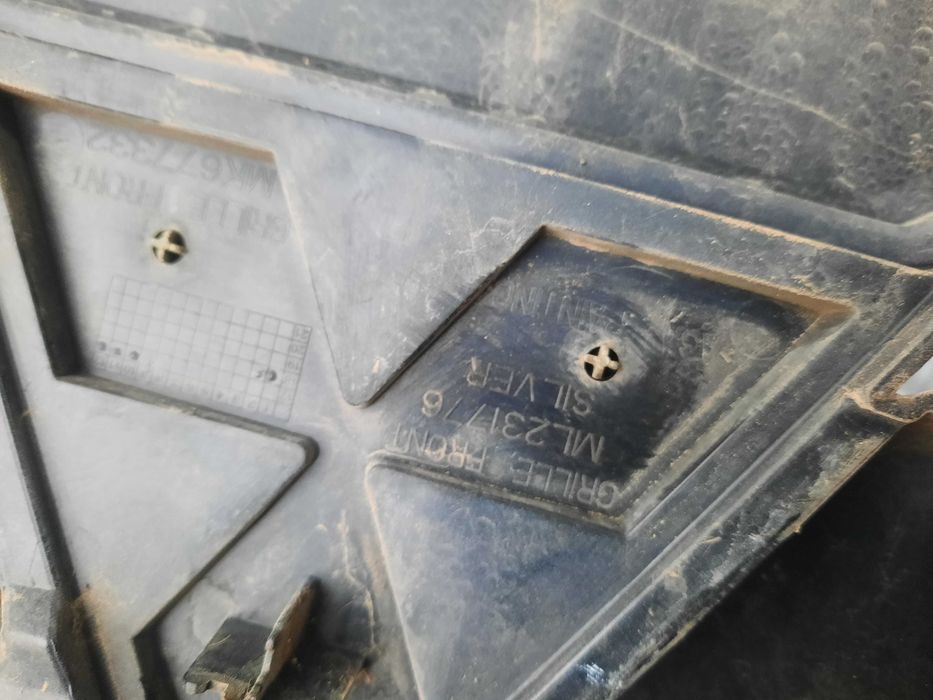 MITSIUBISHI FUSO CANTER 7C15 przrzód kompletny atrapa podszybie polic