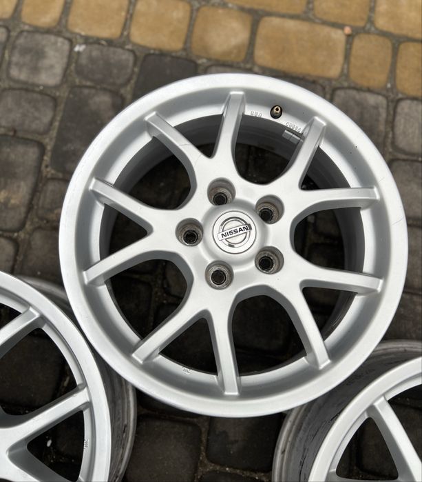 Диски легкосплавні 5x114,3 r16 Leaf NV300 Trafic Duster Megane Scenic