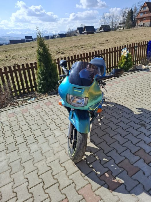 Sprzedam HONDE CBR 600