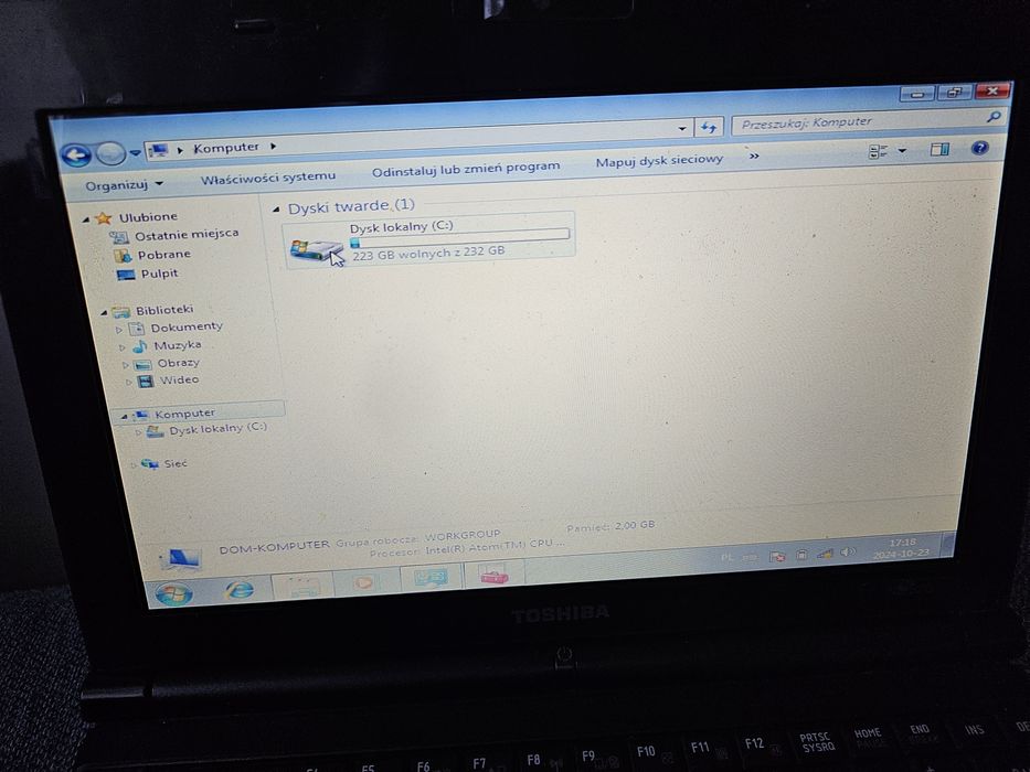 Netbook TOSHIBA NB520