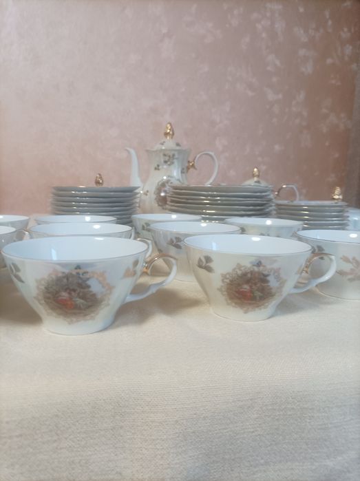 Продам сервіз Мадонна