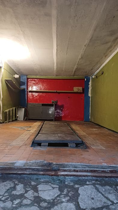 Продам гараж р-н автовокзалу