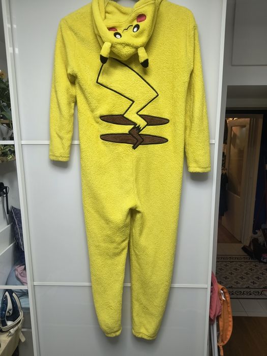 Strój kombinezon piżama Pokemon Pikachu