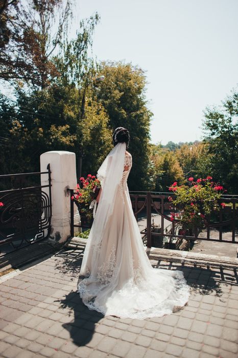 Свадебное платье