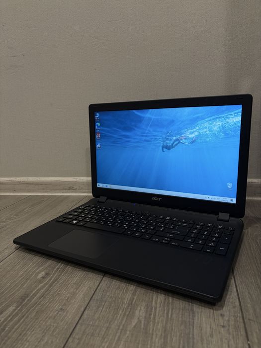 Ноутбук Acer 8Gb, SSD240Gb, налаштований, добрий стан.