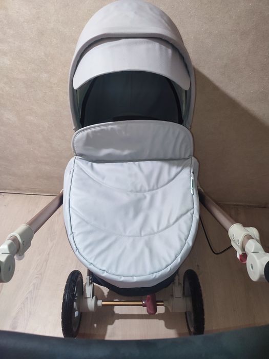 Дитяча коляска Hot mom