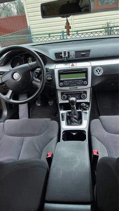 Volkswagen Passat b6 2010р