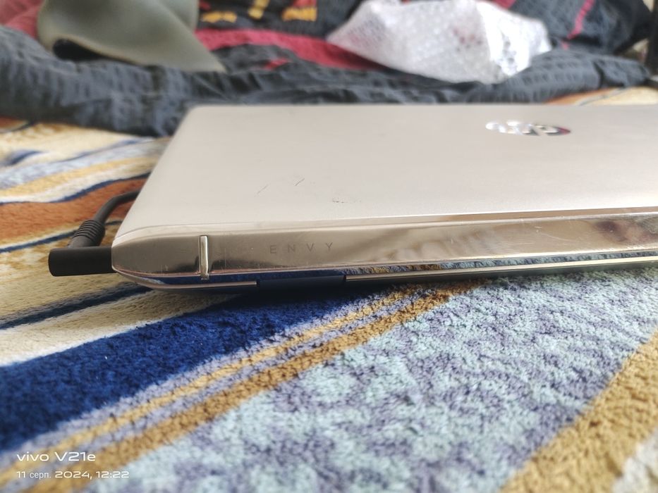 HP envy 17" дюймів ігровий i7, 2.7 GHz SSD 512 Nvidia