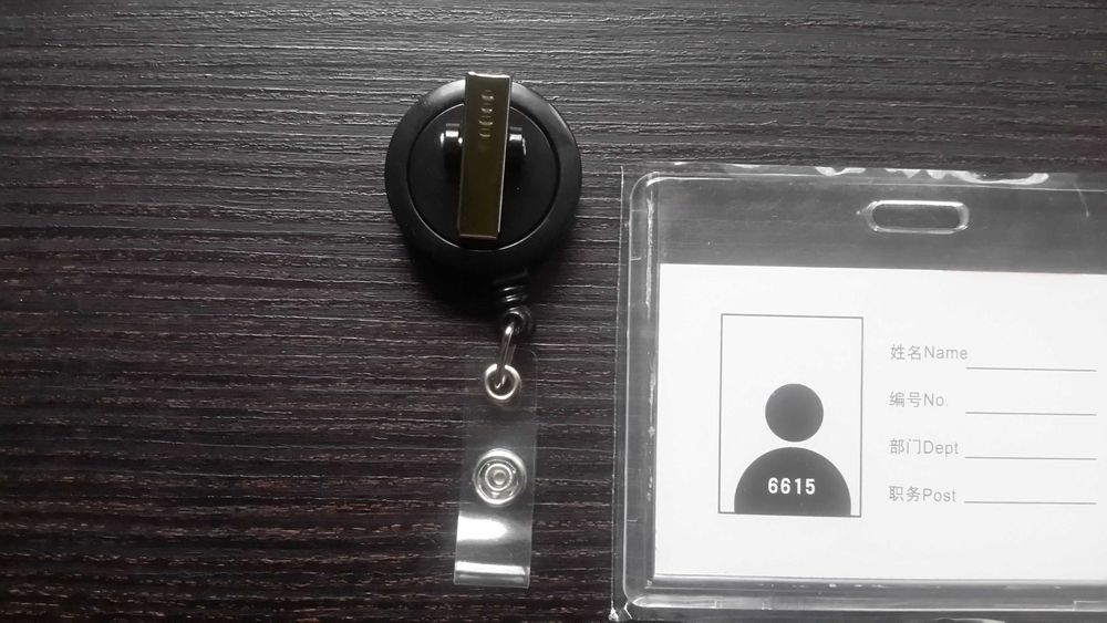 Identyfikator typu ski- pas, rozciągliwy brelok