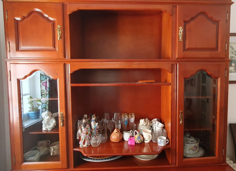 Vende-se armario de Sala