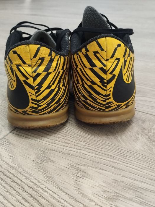Футзалки nike mercurial